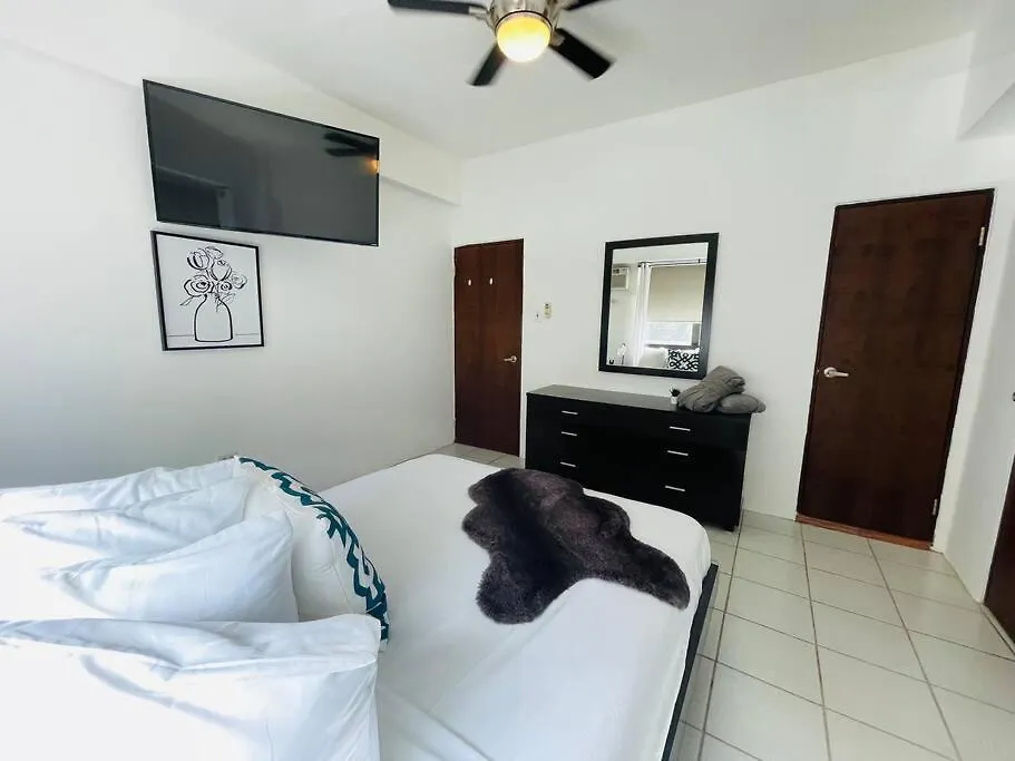 Alanis Condado Beach Apartment / 1 Minute Walking San Juan Portoryko