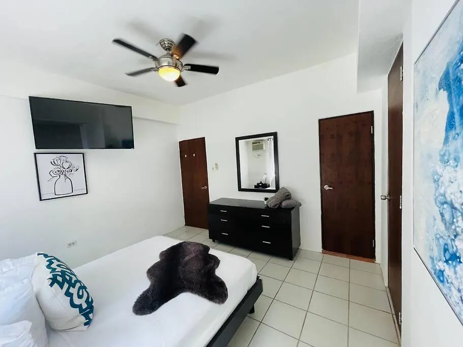 Alanis Condado Beach Apartment / 1 Minute Walking San Juan